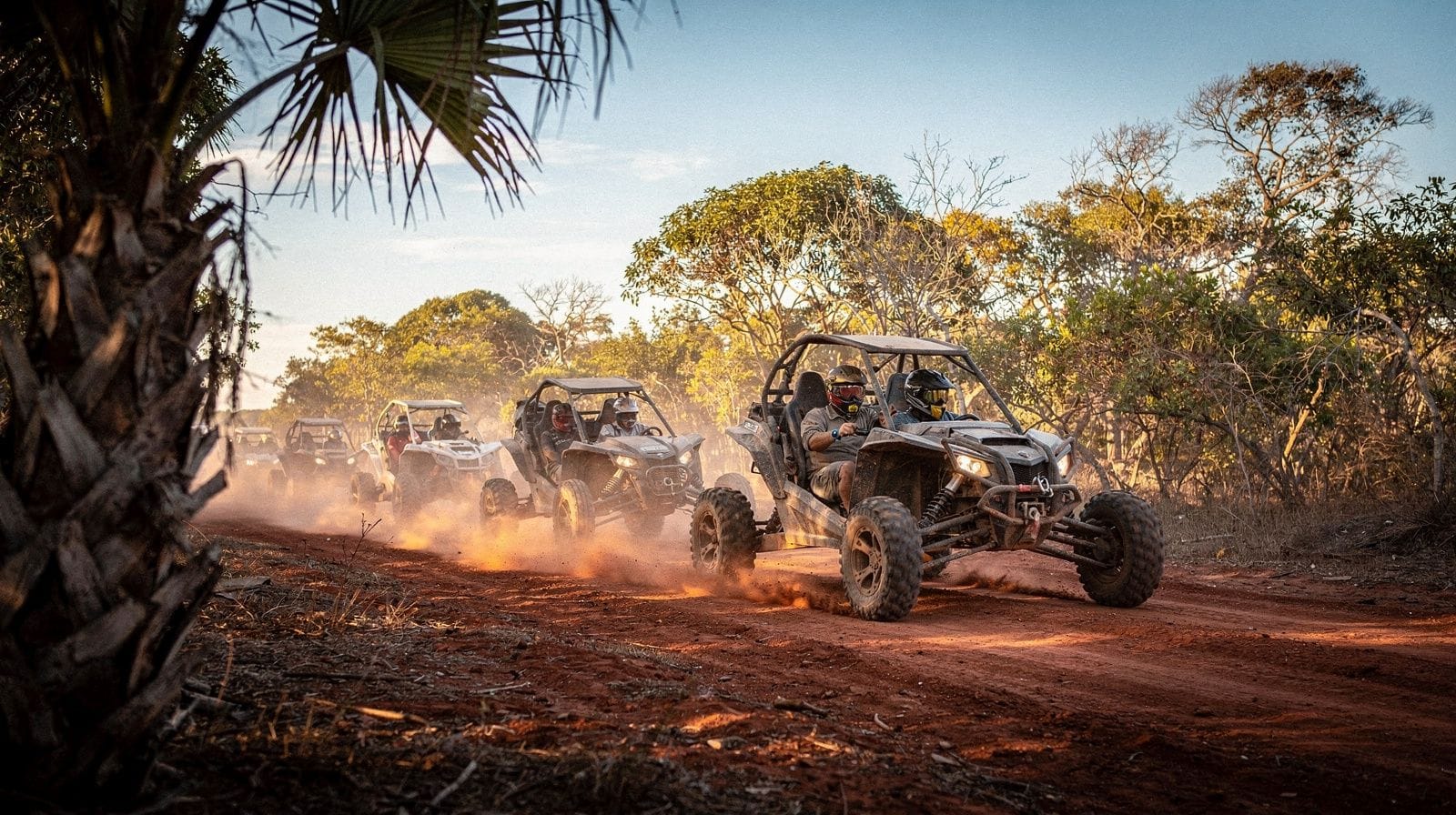Settimana avventura: buggy, zipline e grotte